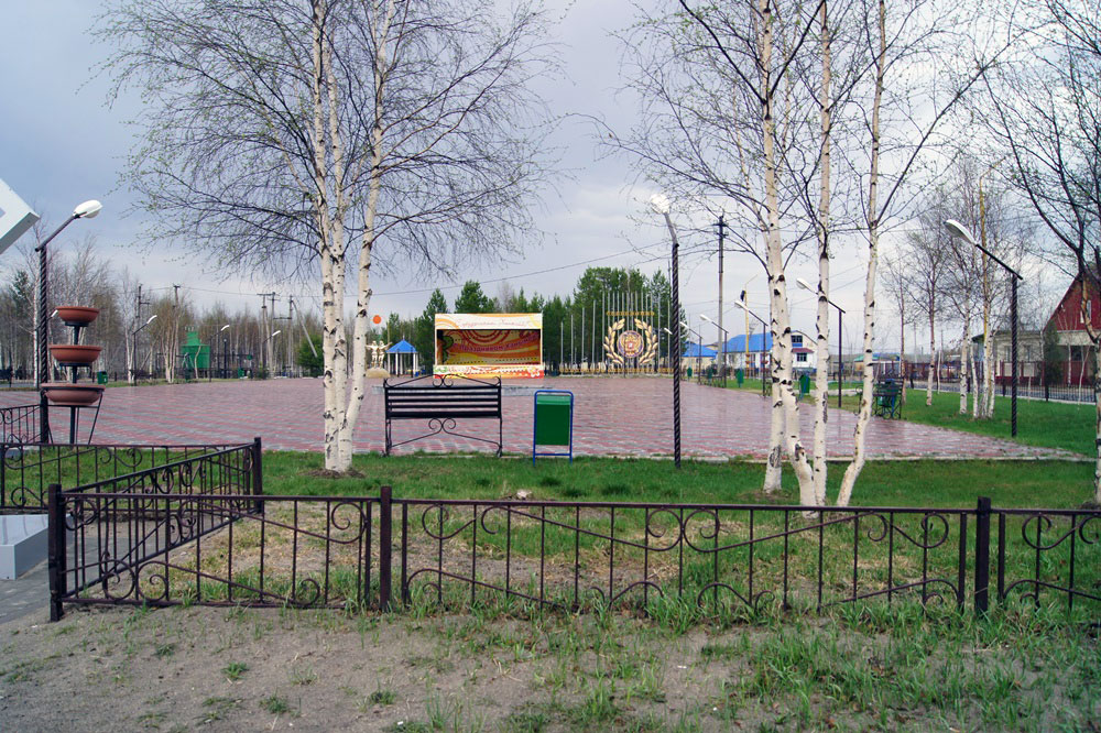 Площадь для культурно-массовых мероприятий по ул. Центральной.